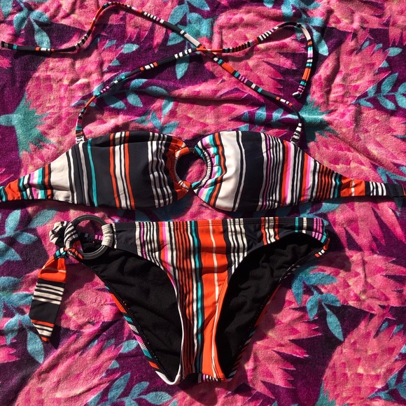 Roxy Bandeau Bathing Suit - Picture 2 of 3